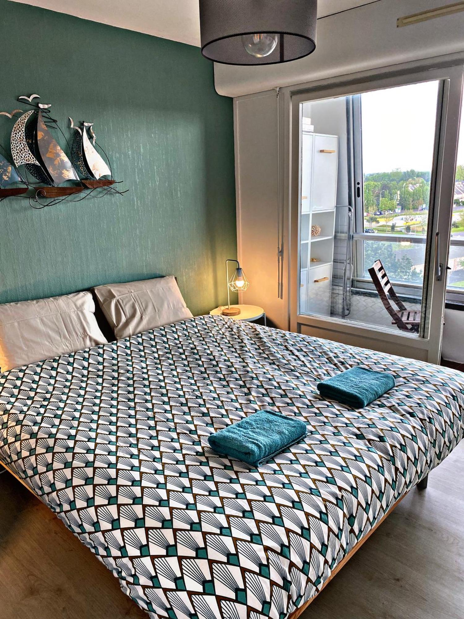 La Canadienne Courseulles-sur-Mer Extérieur photo